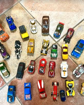 Lotto Auto 28 Hot Wheels e Matchbox DieCast