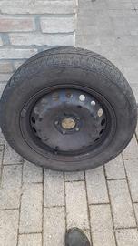 Gomme 205/60/r16