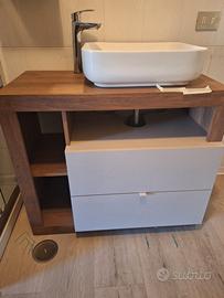 mobile bagno con lavabo