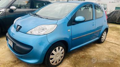 Peugeot 107 1.0 68CV 5p. Desir