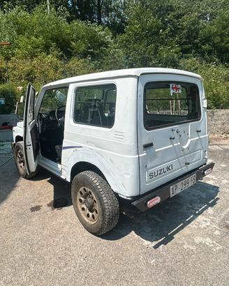Suzuki samurai 1300