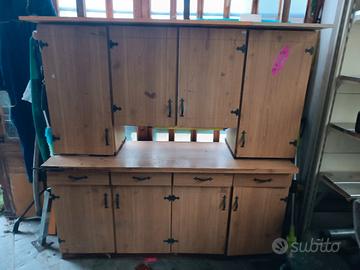 armadio in legno