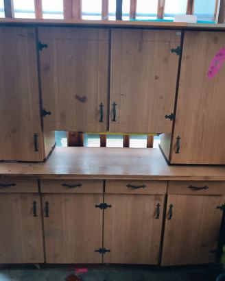 armadio in legno