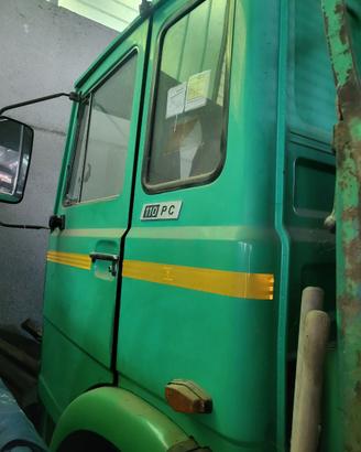 Camion fiat 110