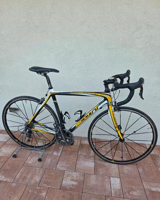 Bici corsa Scott Addict carbonio 