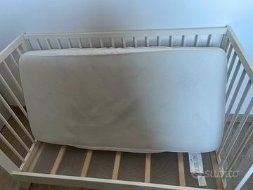 Lettino Gulliver Ikea con materasso e lenzuola