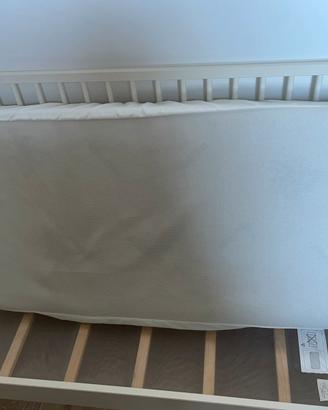Lettino Gulliver Ikea con materasso e lenzuola