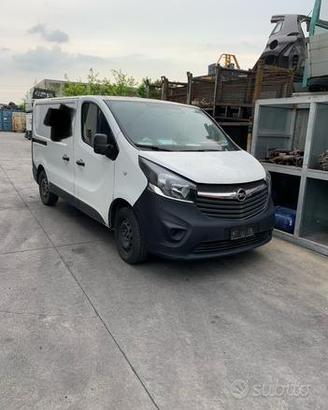 Ricambi Opel Vivaro 2018 - Veicolo per ricambi