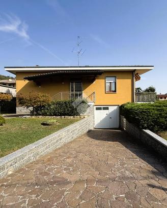 VILLA SINGOLA A ALBANO SANT'ALESSANDRO