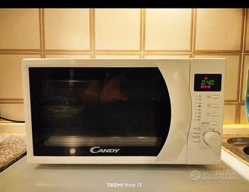 forno microonde Candy bianco 