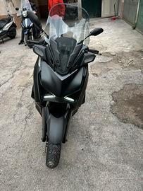 Xmax tech max 300 2023