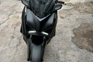 Xmax tech max 300 2023