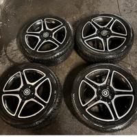 4 cerchi smart con gomme