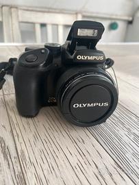 OLYMPUS SP-570UZ