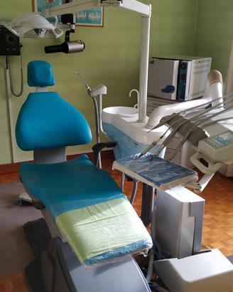 Riunito odontoiatrico