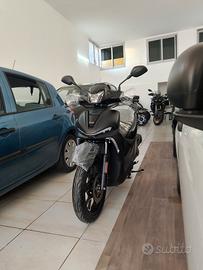 Voge Sfida SR16 200