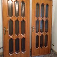 Porte interno in legno massiccio e vetro