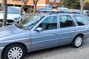 Ford escort 1.6 ghia SW GPL Asi Crs