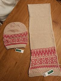 Completo Cappello e Sciarpa Donna Benetton
