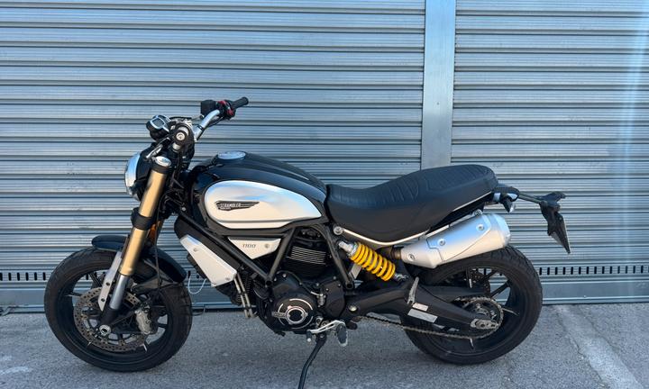 Ducati scrambler 1100