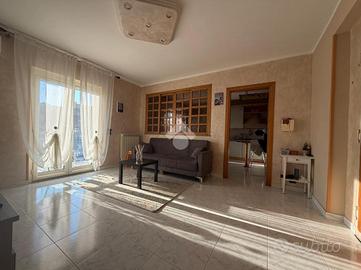 3 LOCALI A CASALNUOVO DI NAPOLI