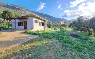 Villino indipendente con Terreno