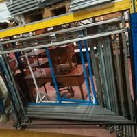 Arredamento negozio abbigliamento cavalletti