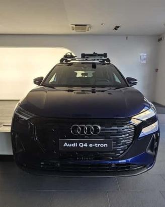 Audi Audi Q4 S line edition 45 e-tron quattro 210