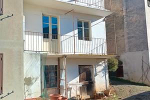 Casa semindipendente con terreno Corio