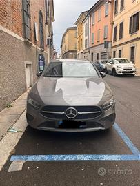 MERCEDES CLASSE A180D Automatic Business Extra
