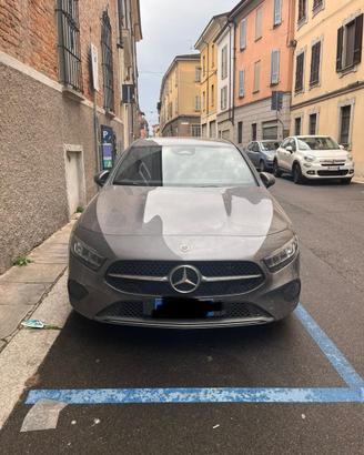 MERCEDES CLASSE A180D Automatic Business Extra