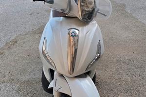beverly 300 