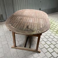 Tavolo in legno da giardino allungabile