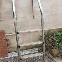 scala acciaio per piscina