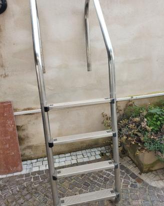 scala acciaio per piscina