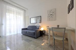 MONOLOCALE A MILANO