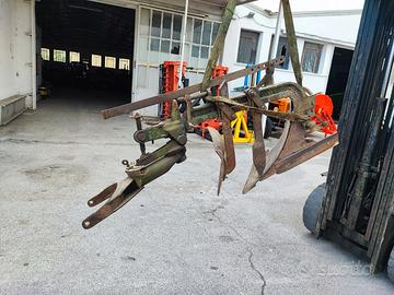 Aratro d'epoca Bordin