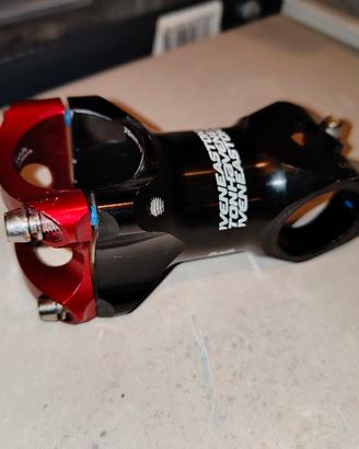 Attacco Manubrio Easton Haven 0 ° 31,8 mm 11/8 red