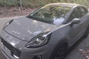 ford puma 2021 titanium