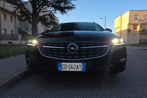 Opel Insigna 2.0 CDTI 174 cv AT8