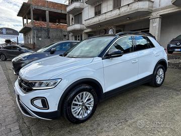 Volkswagen T-Roc 1.0 TSI 110cv Style