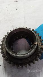 INGRANAGGIO CONDOTTO CAMBIO FIAT 605c,555c- 568426