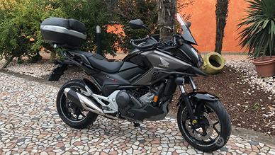 Honda nc 750 x dct