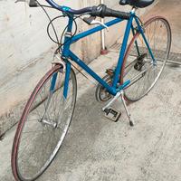 BICICLETTA CON CAMBIO 