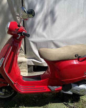 Piaggio Vespa lx 150 2014