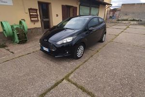 Ford fiesta 1.5 tdci ok neopatentati
