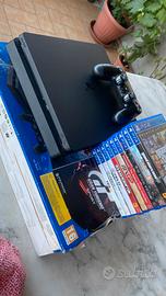 PS4 con videogiochi