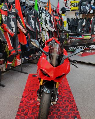 Ducati Panigale V4S 2018  4800km 