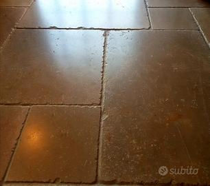 Marmette in Pietra di Trani da Pavimento Interno