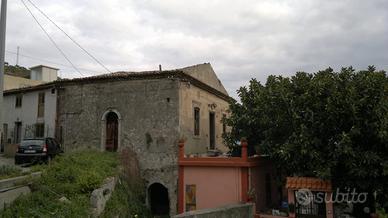 Rudere da ristrutturare